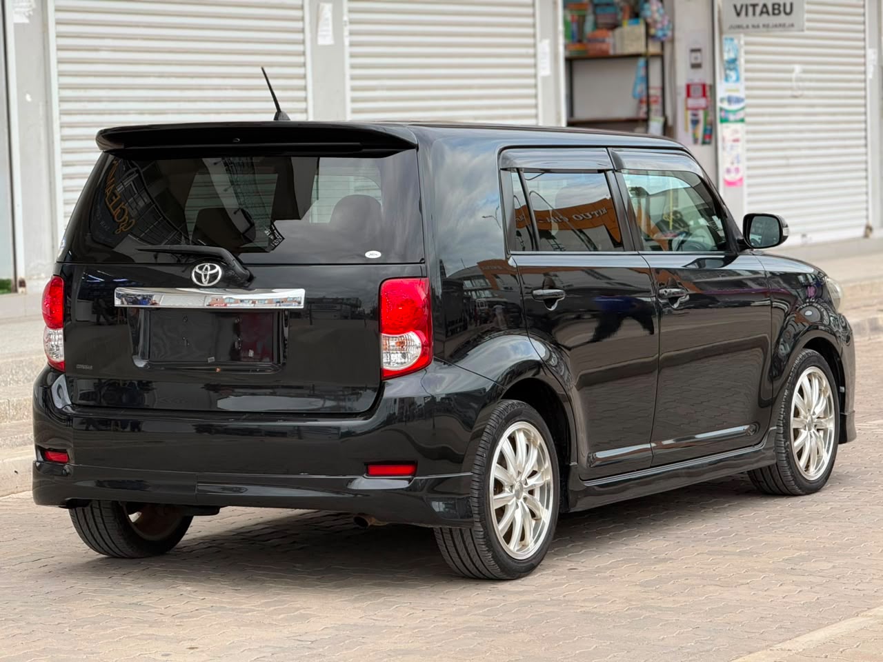 TOYOTA COROLLA RUMION thumbnail 3